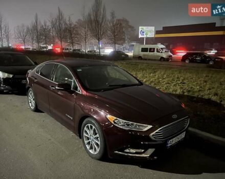 Червоний Форд Фьюжен, об'ємом двигуна 2 л та пробігом 108 тис. км за 14200 $, фото 1 на Automoto.ua