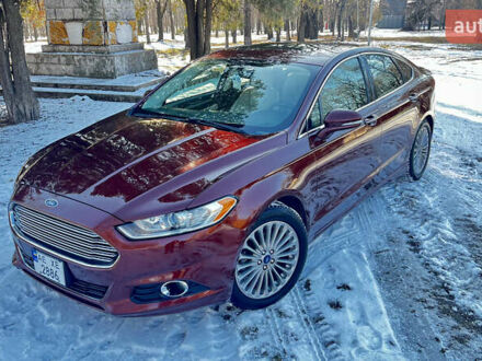 Форд Фьюжен 2016 у Кривому Розі на Automoto.ua Червоний Форд Фьюжен, об'ємом двигуна 2 л та пробігом 164 тис. км за 12700 $, фото 1 на Automoto.ua