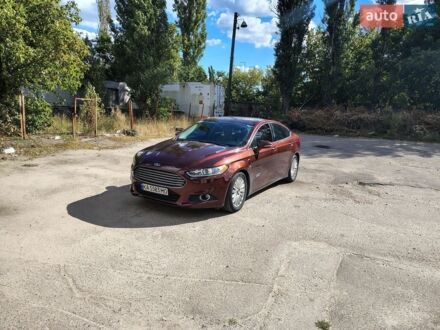 Красный Форд Фьюжн, объемом двигателя 2 л и пробегом 291 тыс. км за 12500 $, фото 1 на Automoto.ua