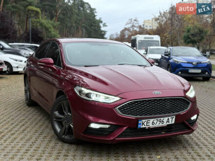 Форд Фьюжен 2016 у Києві на Automoto.ua Червоний Форд Фьюжен, об'ємом двигуна 2.69 л та пробігом 134 тис. км за 11900 $, фото 1 на Automoto.ua
