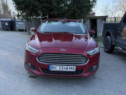 Красный Форд Фьюжн, объемом двигателя 1.5 л и пробегом 120 тыс. км за 10000 $, фото 1 на Automoto.ua