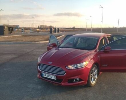 Красный Форд Фьюжн, объемом двигателя 2 л и пробегом 114 тыс. км за 14500 $, фото 1 на Automoto.ua