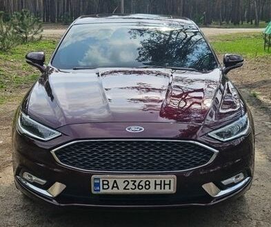 Красный Форд Фьюжн, объемом двигателя 2 л и пробегом 143 тыс. км за 15800 $, фото 1 на Automoto.ua