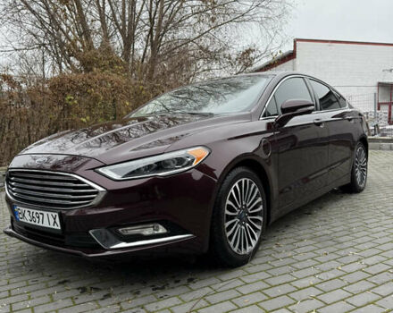 Красный Форд Фьюжн, объемом двигателя 2 л и пробегом 107 тыс. км за 13700 $, фото 1 на Automoto.ua