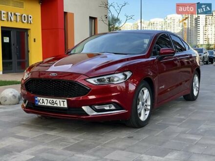 Форд Фьюжн 2018 в Киеве на Automoto.ua Красный Форд Фьюжн, объемом двигателя 2 л и пробегом 97 тыс. км за 16400 $, фото 1 на Automoto.ua