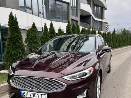 Форд Фьюжн 2018 в Одессе на Automoto.ua Красный Форд Фьюжн, объемом двигателя 2 л и пробегом 176 тыс. км за 17500 $, фото 1 на Automoto.ua