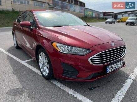 Форд Фьюжн 2019 в Виннице на Automoto.ua Красный Форд Фьюжн, объемом двигателя 2 л и пробегом 139 тыс. км за 14499 $, фото 1 на Automoto.ua