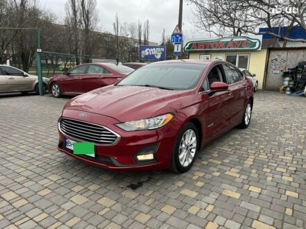 Форд Фьюжн 2019 в Одессе на Automoto.ua Красный Форд Фьюжн, объемом двигателя 0 л и пробегом 217 тыс. км за 14000 $, фото 1 на Automoto.ua
