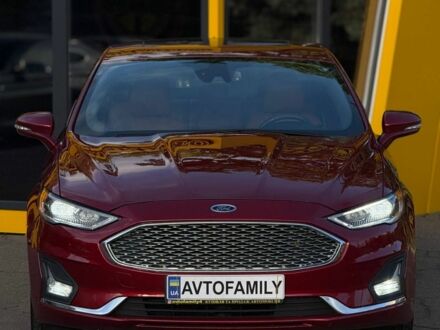 Красный Форд Фьюжн, объемом двигателя 2 л и пробегом 206 тыс. км за 12999 $, фото 1 на Automoto.ua