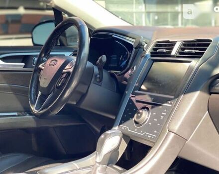 Форд Фьюжн, объемом двигателя 2 л и пробегом 230 тыс. км за 12800 $, фото 12 на Automoto.ua