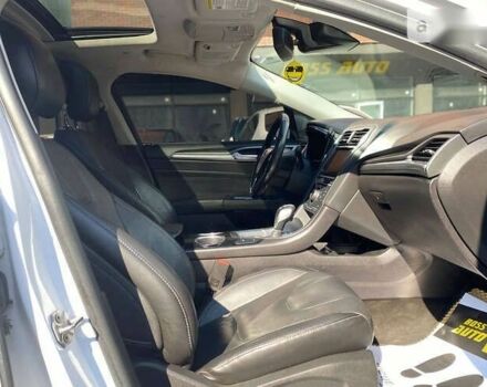 Форд Фьюжн, объемом двигателя 2 л и пробегом 230 тыс. км за 12800 $, фото 10 на Automoto.ua