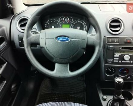 Форд Фьюжн, объемом двигателя 0 л и пробегом 180 тыс. км за 4900 $, фото 10 на Automoto.ua