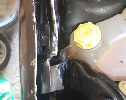 Форд Фьюжн, объемом двигателя 1.4 л и пробегом 140 тыс. км за 1950 $, фото 4 на Automoto.ua