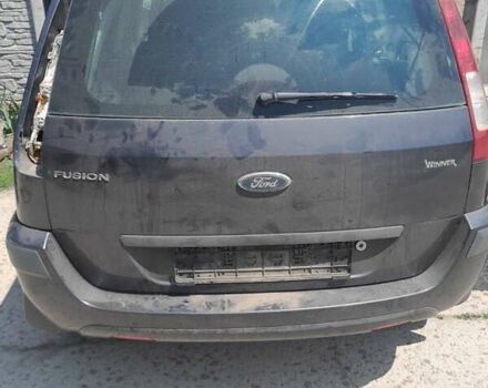 Форд Фьюжн, объемом двигателя 1.4 л и пробегом 140 тыс. км за 1950 $, фото 7 на Automoto.ua