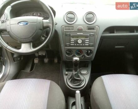 Форд Фьюжен 2008 у Луцьку на Automoto.ua Форд Фьюжен, об'ємом двигуна 1.6 л та пробігом 147 тис. км за 4750 $, фото 6 на Automoto.ua