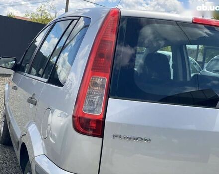 Форд Фьюжен, об'ємом двигуна 1.4 л та пробігом 136 тис. км за 4799 $, фото 15 на Automoto.ua