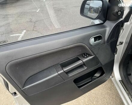 Форд Фьюжен, об'ємом двигуна 1.4 л та пробігом 211 тис. км за 4490 $, фото 12 на Automoto.ua