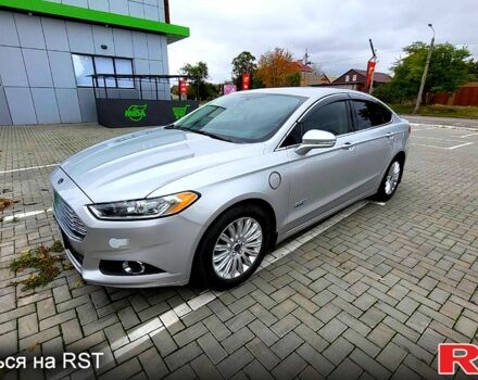 Форд Фьюжн, объемом двигателя 2 л и пробегом 169 тыс. км за 12000 $, фото 8 на Automoto.ua