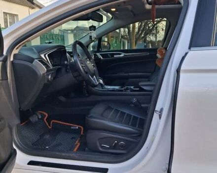 Форд Фьюжен, об'ємом двигуна 2 л та пробігом 180 тис. км за 10700 $, фото 31 на Automoto.ua