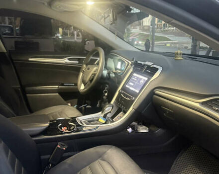 Форд Фьюжн, объемом двигателя 1.5 л и пробегом 290 тыс. км за 10000 $, фото 4 на Automoto.ua