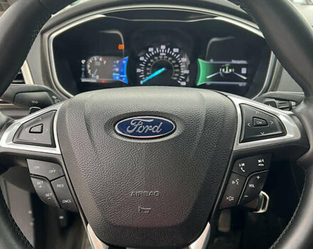 Форд Фьюжен, об'ємом двигуна 2 л та пробігом 225 тис. км за 8500 $, фото 4 на Automoto.ua