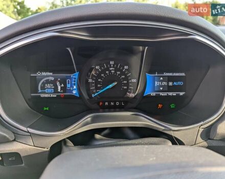 Форд Фьюжн, объемом двигателя 2 л и пробегом 131 тыс. км за 13500 $, фото 13 на Automoto.ua