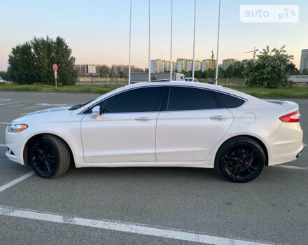 Форд Фьюжен, об'ємом двигуна 2 л та пробігом 116 тис. км за 10800 $, фото 7 на Automoto.ua