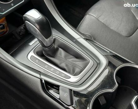 Форд Фьюжн, объемом двигателя 2 л и пробегом 182 тыс. км за 9990 $, фото 24 на Automoto.ua