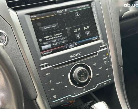 Форд Фьюжн, объемом двигателя 2 л и пробегом 182 тыс. км за 9990 $, фото 23 на Automoto.ua