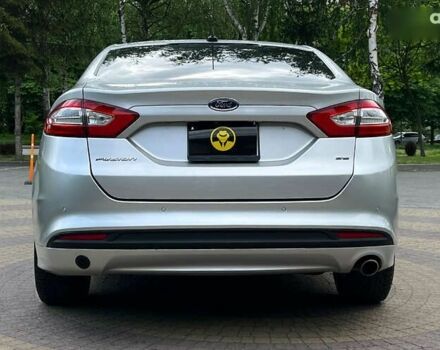 Форд Фьюжн, объемом двигателя 0 л и пробегом 137 тыс. км за 11700 $, фото 4 на Automoto.ua
