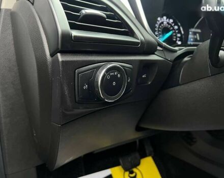 Форд Фьюжн, объемом двигателя 2.5 л и пробегом 151 тыс. км за 11200 $, фото 17 на Automoto.ua