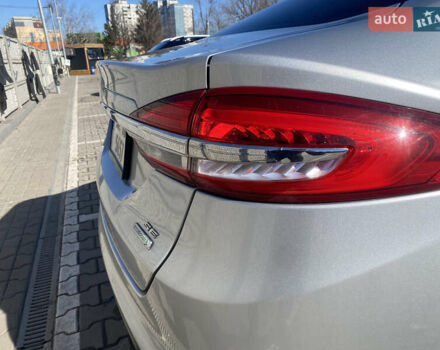 Форд Фьюжн, объемом двигателя 2 л и пробегом 161 тыс. км за 13900 $, фото 9 на Automoto.ua
