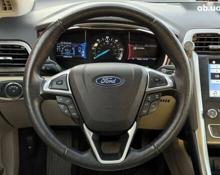 Форд Фьюжн, объемом двигателя 0 л и пробегом 74 тыс. км за 15900 $, фото 25 на Automoto.ua