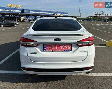 Форд Фьюжн, объемом двигателя 2 л и пробегом 105 тыс. км за 13500 $, фото 5 на Automoto.ua