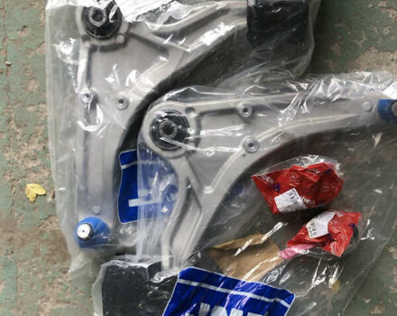 Форд Фьюжен, об'ємом двигуна 2 л та пробігом 223 тис. км за 14600 $, фото 33 на Automoto.ua