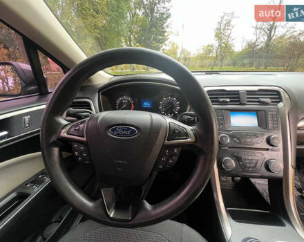 Форд Фьюжн, объемом двигателя 2.5 л и пробегом 255 тыс. км за 11300 $, фото 8 на Automoto.ua