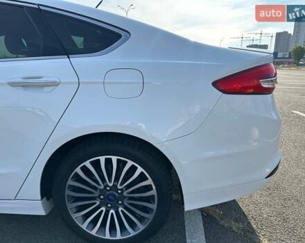 Форд Фьюжн, объемом двигателя 2 л и пробегом 105 тыс. км за 13500 $, фото 2 на Automoto.ua