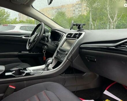 Форд Фьюжн, объемом двигателя 2 л и пробегом 73 тыс. км за 11990 $, фото 9 на Automoto.ua