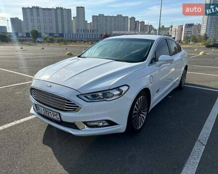 Форд Фьюжн, объемом двигателя 2 л и пробегом 105 тыс. км за 13500 $, фото 7 на Automoto.ua