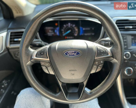 Форд Фьюжен, об'ємом двигуна 2 л та пробігом 219 тис. км за 9500 $, фото 10 на Automoto.ua