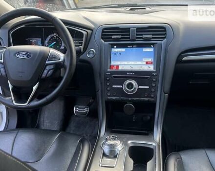 Форд Фьюжн, объемом двигателя 2 л и пробегом 206 тыс. км за 16500 $, фото 5 на Automoto.ua