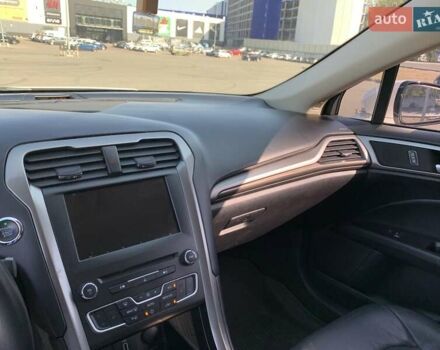 Форд Фьюжн, объемом двигателя 2 л и пробегом 164 тыс. км за 12599 $, фото 5 на Automoto.ua