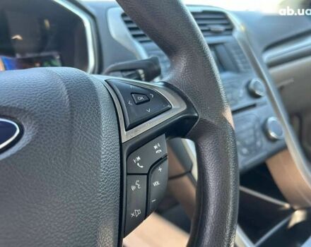 Форд Фьюжен, об'ємом двигуна 0 л та пробігом 207 тис. км за 15490 $, фото 17 на Automoto.ua