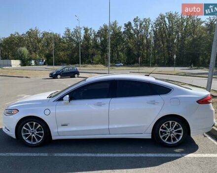 Форд Фьюжн, объемом двигателя 2 л и пробегом 164 тыс. км за 12599 $, фото 6 на Automoto.ua