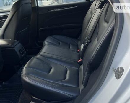 Форд Фьюжн, объемом двигателя 2 л и пробегом 206 тыс. км за 16500 $, фото 6 на Automoto.ua