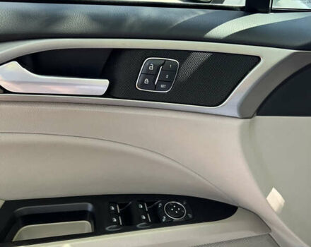 Форд Фьюжн, объемом двигателя 2 л и пробегом 162 тыс. км за 17989 $, фото 7 на Automoto.ua
