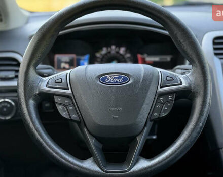 Форд Фьюжн 2018 в Калуше на Automoto.ua Форд Фьюжн, объемом двигателя 2.5 л и пробегом 99 тыс. км за 14500 $, фото 14 на Automoto.ua