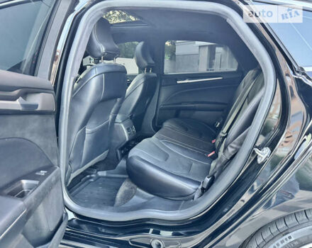 Форд Фьюжн, объемом двигателя 2 л и пробегом 89 тыс. км за 17000 $, фото 10 на Automoto.ua