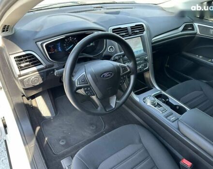 Форд Фьюжн, объемом двигателя 0 л и пробегом 56 тыс. км за 16999 $, фото 7 на Automoto.ua