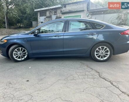 Форд Фьюжн, объемом двигателя 2 л и пробегом 51 тыс. км за 17000 $, фото 5 на Automoto.ua